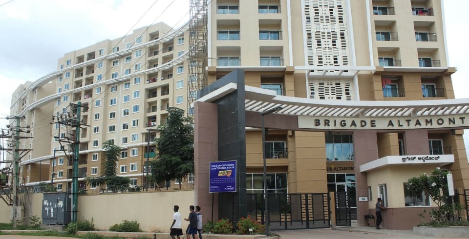 2 bhk semi furnished flat for rent in brigade altamont, near kristu jayanti college, narayanapura , hennur main road, measuring 1270 sqft