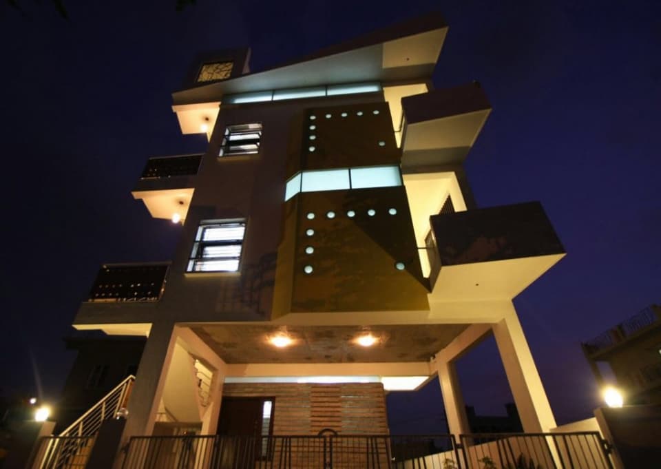 2 BHK flat for rent in Thainsandra main road
