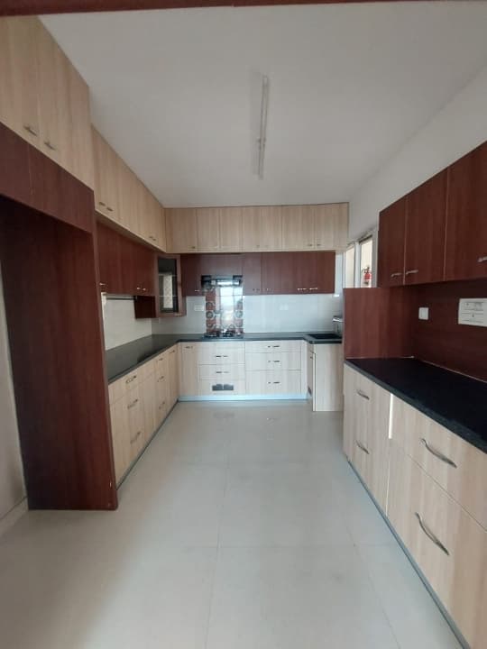 3 bhk semi furnished flat for rent in plama heights, near dmart, hennur gardens, hennur road