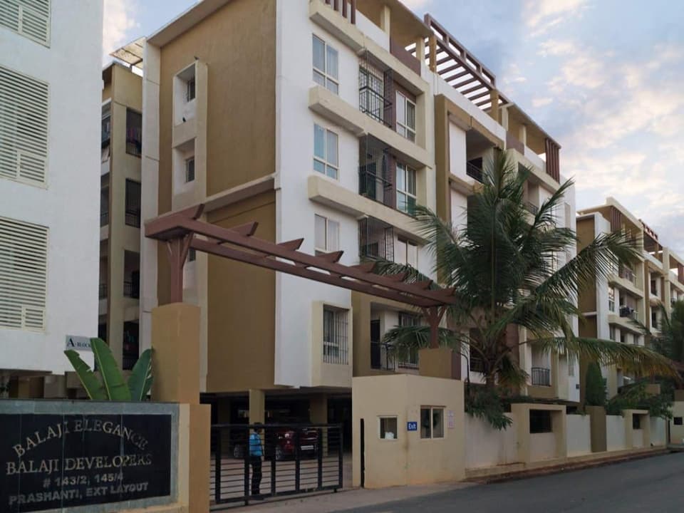 2 BHK 1100 sqft flat for sale in whitefield