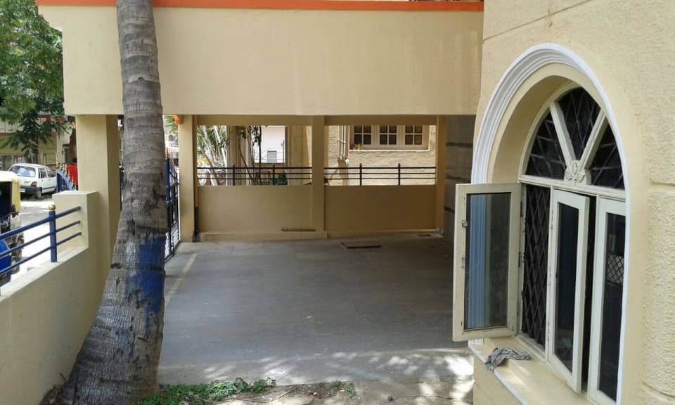 5 BHK house for sale in KR Puram