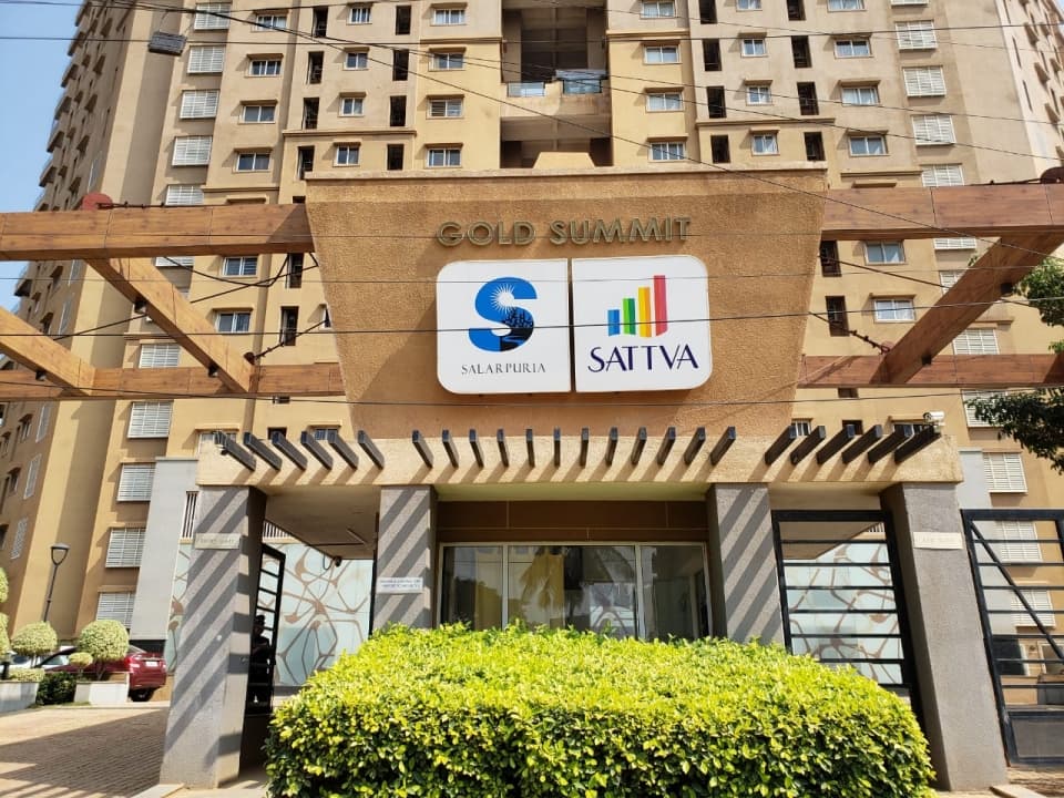 3 bhk semi furnished flat for sale in salarpuria sattva gold summit, kuvempu layout, kothanur , hennur main road