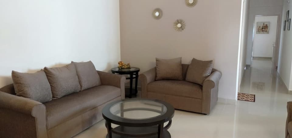 3 bhk fully furnished flat for rent in mantri webcity , kothanur , hennur main road, measuring 1305 sqft