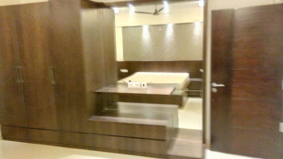 Apartment photo 2