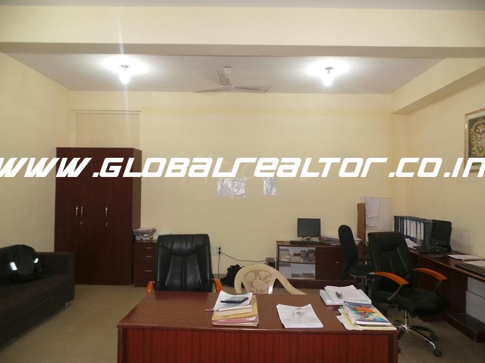 Commercial office space for rent in Kasturi nagar