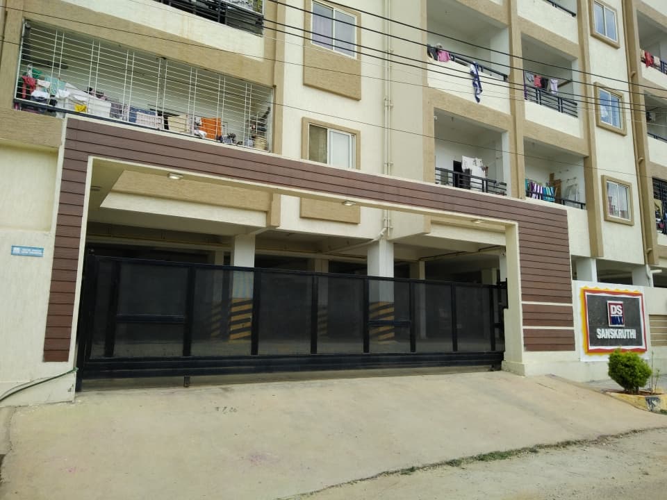 3 bhk semi furnished flat for rent in ds max sanskruthi, narayanapura, hennur main road, measuring 1348 sqft